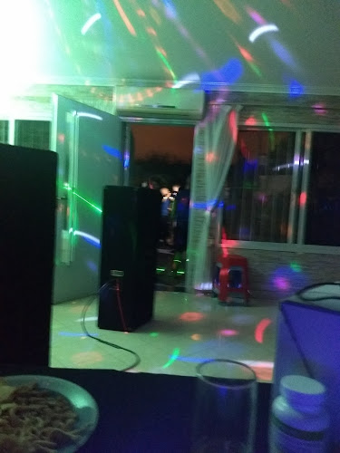 Comentarii opinii despre Panaderia Y Confiteria Angeles