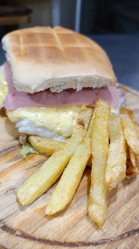 La Criolla Pizzería - Corrientes