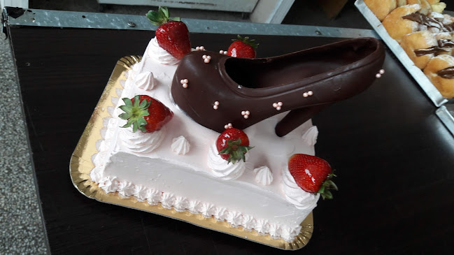 Panadería & Confitería "Josefina"