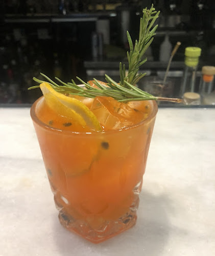 Comentarii opinii despre 105 Bar