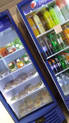 Punto Y Banca - Pastas Parrilla Pizzas - Gastronomía y hostelería