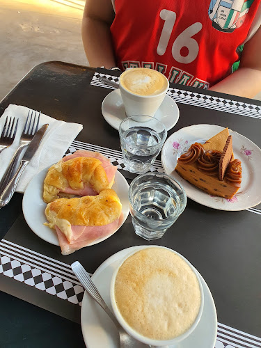 Petit Plaisir - Cdad. Jardin Lomas de Palomar