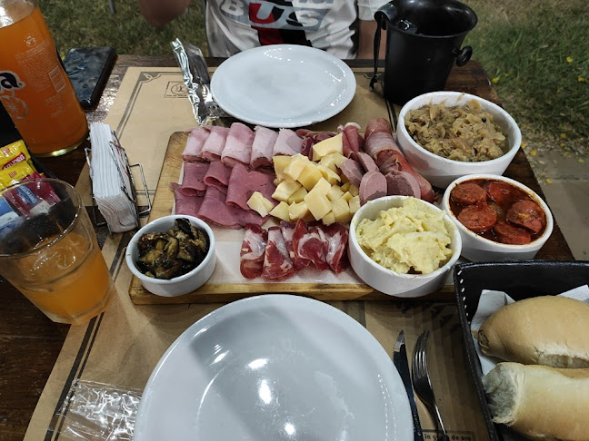 Comentarii opinii despre Alte Deutscher Santa Fe (Choperia Viejo Alemán)