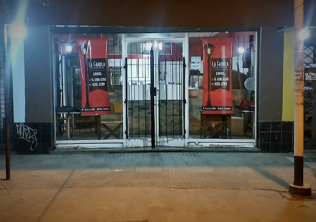 Pizzería La Farola - Alvear 808
