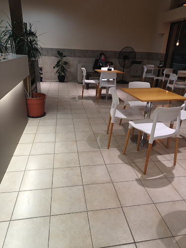 Heladería Iglú, Sucursal Colón - AZR