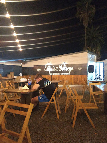 Esquina Dorrego Patio Cervecero Y Gastronómico