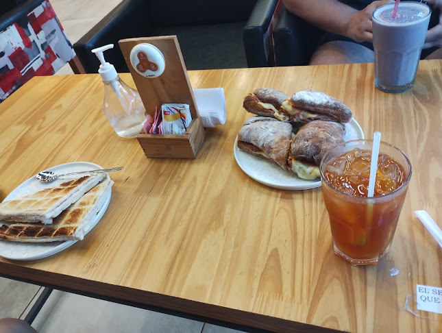 Doré Delicias | Panadería & Cafetería