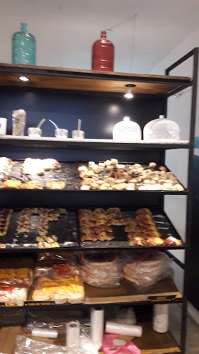 Av. Vélez Sarsfield 3184, X5016GDP Córdoba