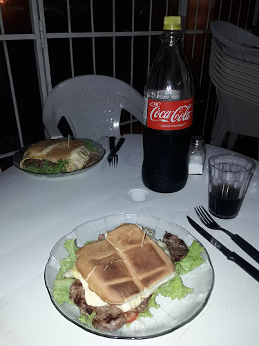 Hamburguesería "Oti" - Gastronomía y hostelería