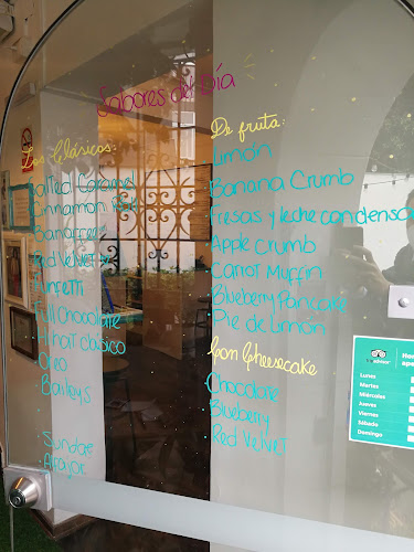 Av. 28 de Julio 810, Miraflores 15074, Perú