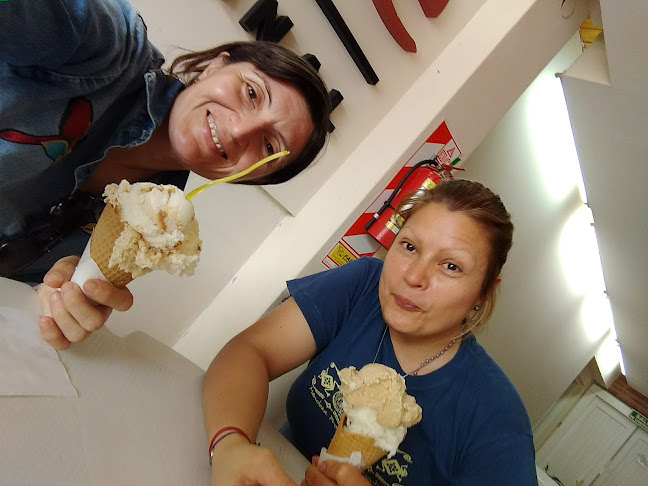PIACERE Helados Artesanales - Sáenz Peña