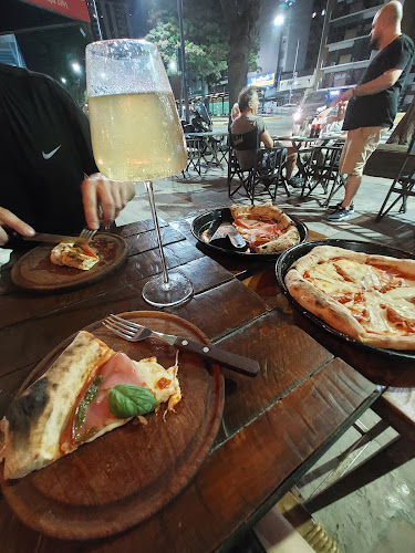 Tomago Pizzeria - Gastronomía y hostelería