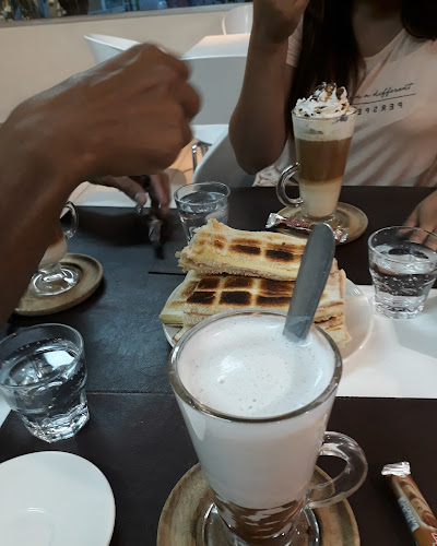 Av. Cazón 700, B1648 Tigre, Provincia de Buenos Aires