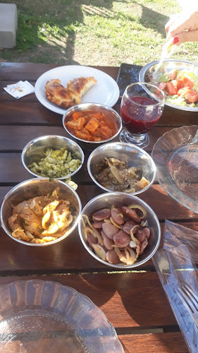 Cipriano rawson - Gastronomía y hostelería