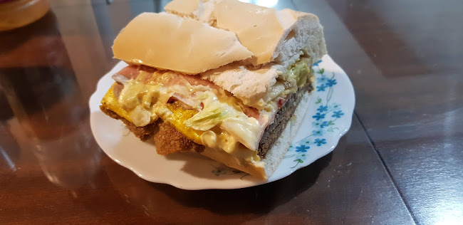 La Aurora Sanguchería - Gastronomía y hostelería