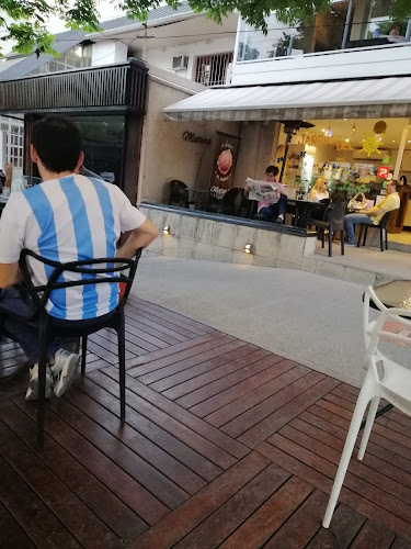 Av. del Bicentenario de la Batalla de Salta 1493, A4400 Salta