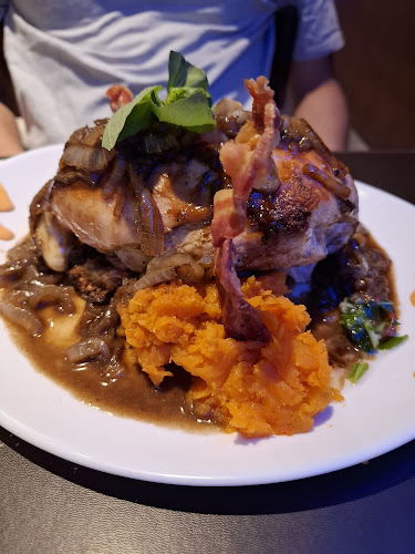 Av. 13 272, B1900 La Plata, Provincia de Buenos Aires