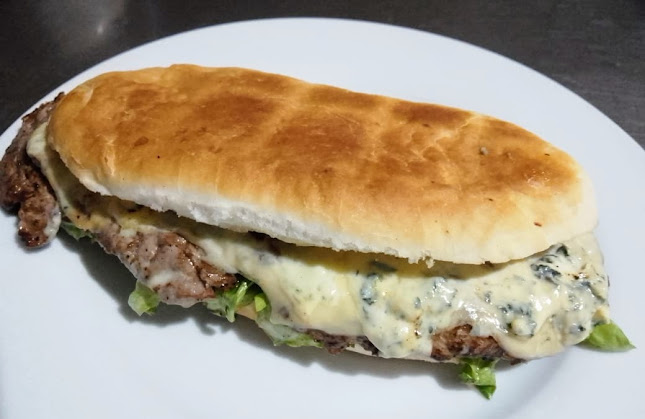 PRETO HAMBURGUESERIA - Corrientes