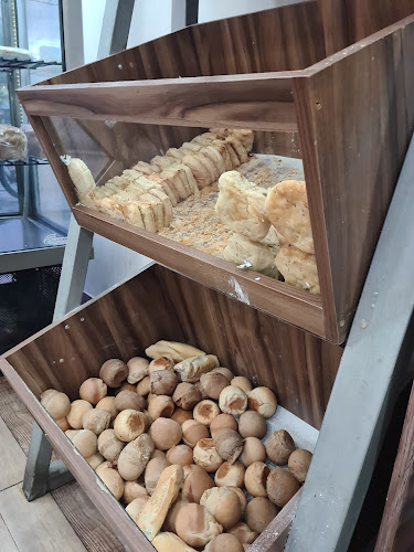 Comentarii opinii despre Panadería La Rosa San Juan Rivadavia