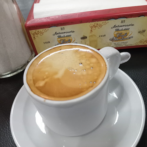 Opinii despre Cafe Sportman - Desde 1938 în Godoy Cruz - Gastronomía y hostelería