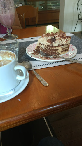 Opinii despre Dai Sladky - Pastelería y Casa de té în Santa Fe de la Vera Cruz - Gastronomía y hostelería