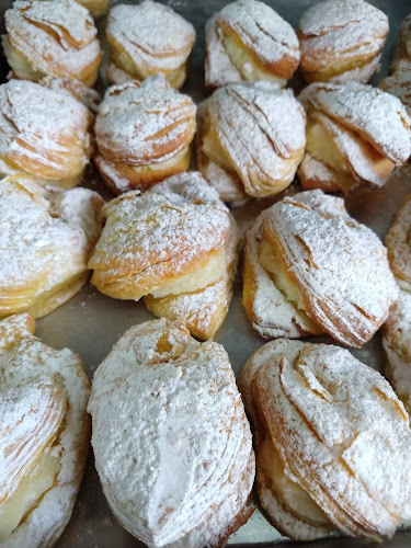 Panadería Confitería Rin