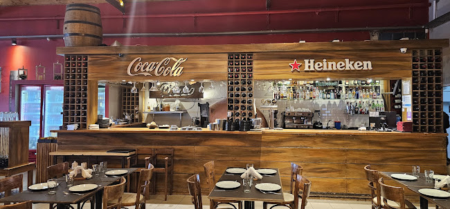 Av. Julio Argentino Roca 249, U9120 Puerto Madryn, Chubut