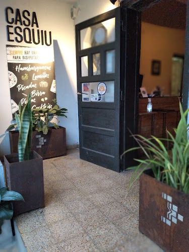 Comentarii opinii despre Casa Esquiu