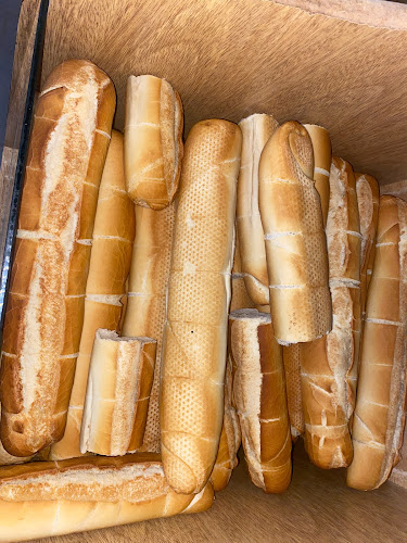 Comentarii opinii despre Panadería La Tradicional