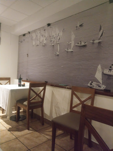 RXM9+Q2J, Chachi Dibós, Chorrillos 15063, Perú