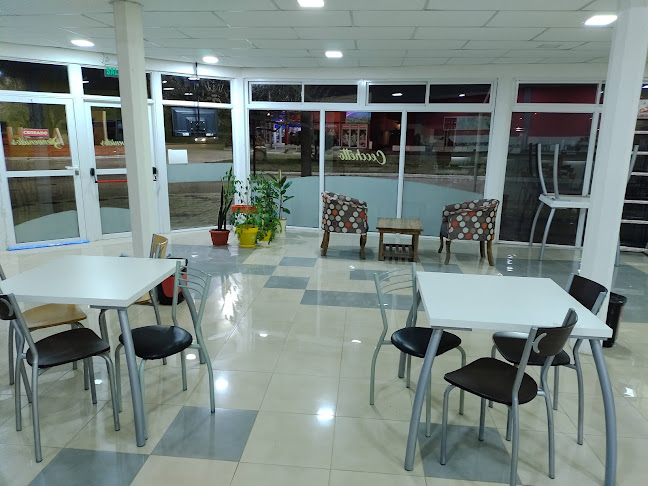 Heladeria Cecchetto | Rotiseria Mc Robert' s