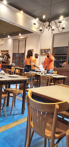 Puerto Mitre - Gastronomía y hostelería