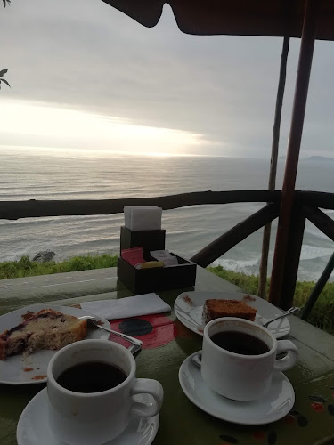 VXJ3+9VW, Mal. de la Marina, Miraflores 15074, Perú