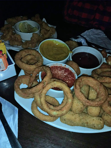 Opinii despre LA CUCHA BAR în Gran Buenos Aires - Gastronomía y hostelería