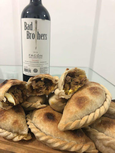 La Santiagueña Empanadas