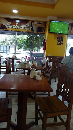 Comentarii opinii despre Berlina Café