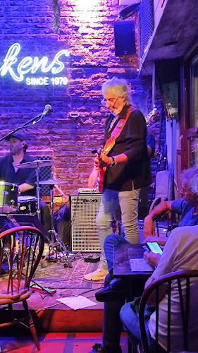 Diagonal Pueyrredón 3017, B7600 Mar del Plata, Provincia de Buenos Aires