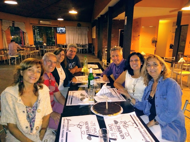 Comentarii opinii despre "BAR EN REFUGIO " ( YPF CRUCE DE RUTAS 8 Y 188)