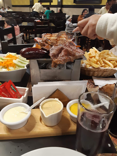 Av. Victor Malasquez B11, Lima 15594, Perú