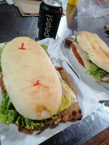 Hamburgueseria the paperri - Gastronomía y hostelería