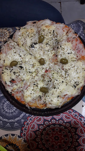 Pizzeria Charis Deus - Gastronomía y hostelería