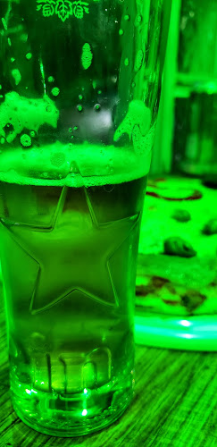 Ginebra Pool y Confitería - Gastronomía y hostelería