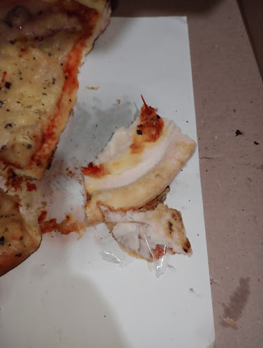 Opinii despre La Barletta Pizzas Y Empanadas în Ramos Mejía - Gastronomía y hostelería