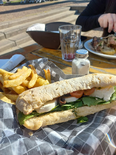 Opinii despre Flora Sunset Bar. în Rosario - Gastronomía y hostelería