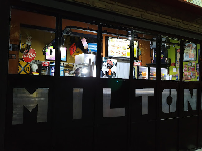 Av. Pellegrini 3148, S2002QDW Rosario, Santa Fe