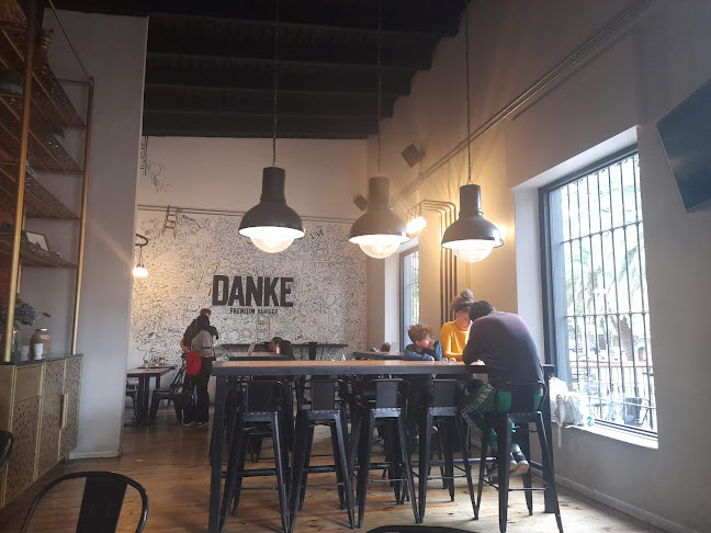 DANKE - Premium Burger - Gastronomía y hostelería