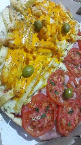 La Pizzeria Hurlingham - William C. Morris