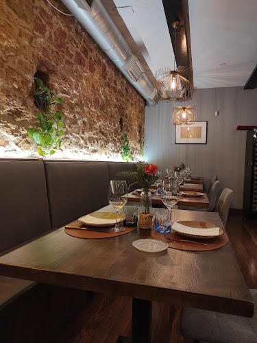 Opinii despre Misti Restaurant în Oviedo - Gastronomía y hostelería