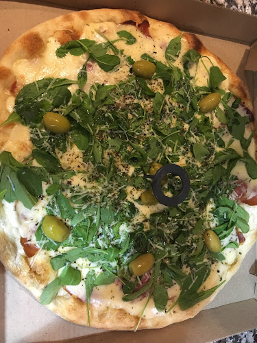 Avanti Tigre Pizza a la Piedra y Empanadas