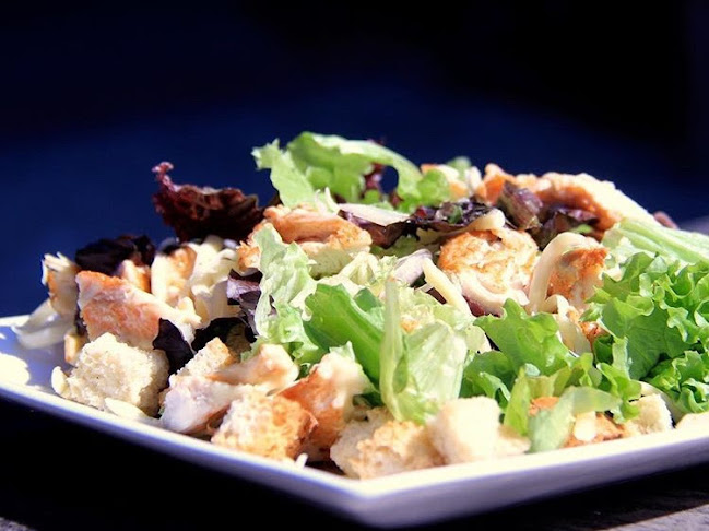 Cala Pizza y Bar Santa Bárbara - Troncos del Talar